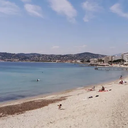 Διαμέρισμα Sea House Αντίμπ